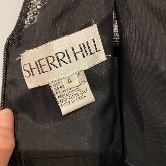 Black Beaded cocktail dress - Picture 8 of 8